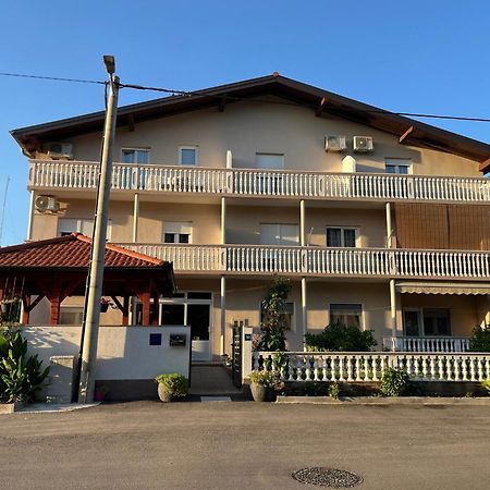 Apartmani Italo บีโอกราดนาโมรู ภายนอก รูปภาพ