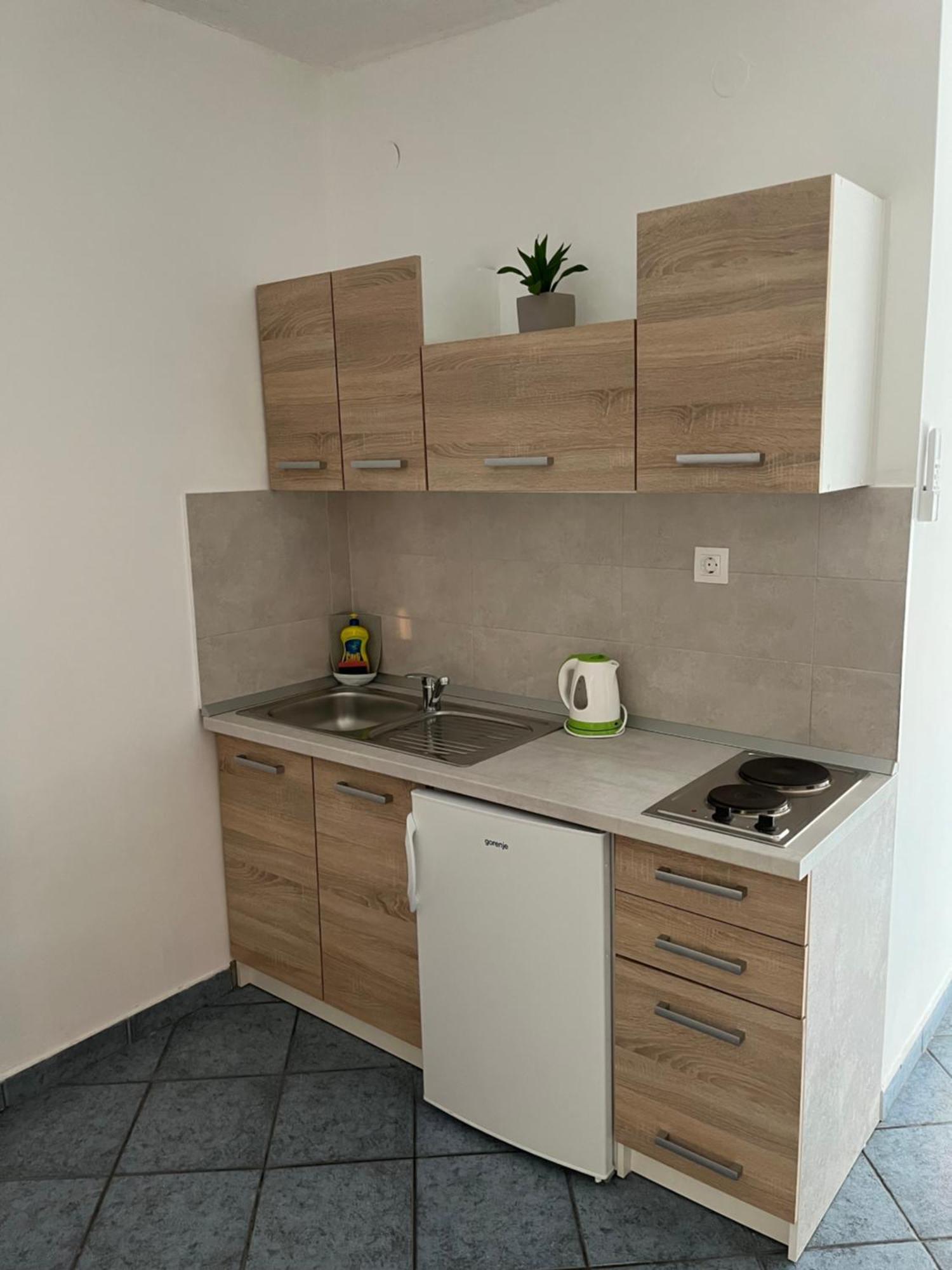 Apartmani Italo บีโอกราดนาโมรู ภายนอก รูปภาพ